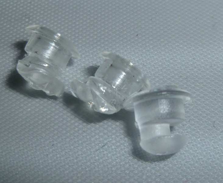 Oryginalne zaczepy, piny Pinlock do wizjera LS2