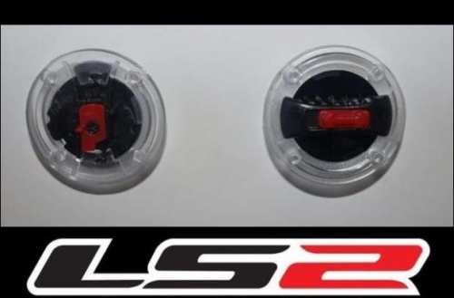 mocowanie-zatrzask-sruba-szyby-kasku-ls2